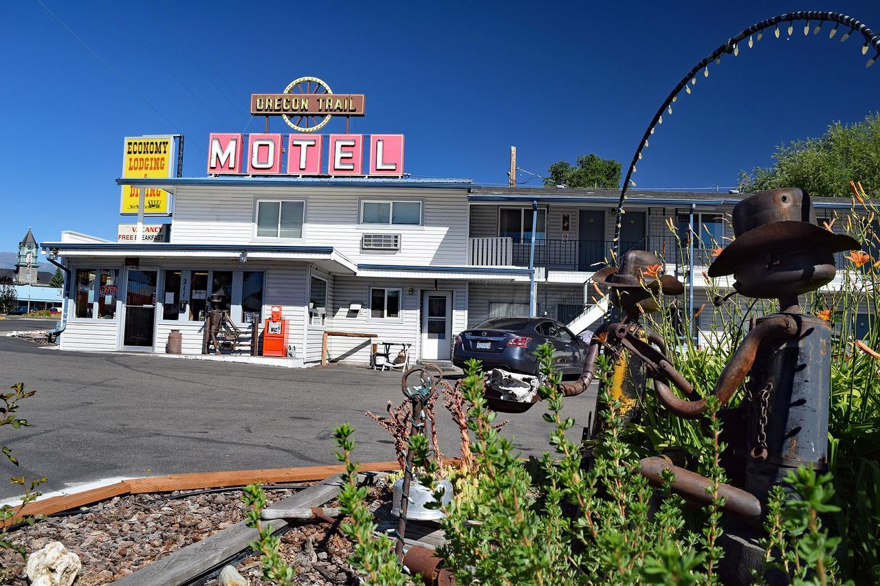 Oregon Trail Motel&Restaurant Baker City Esterno foto